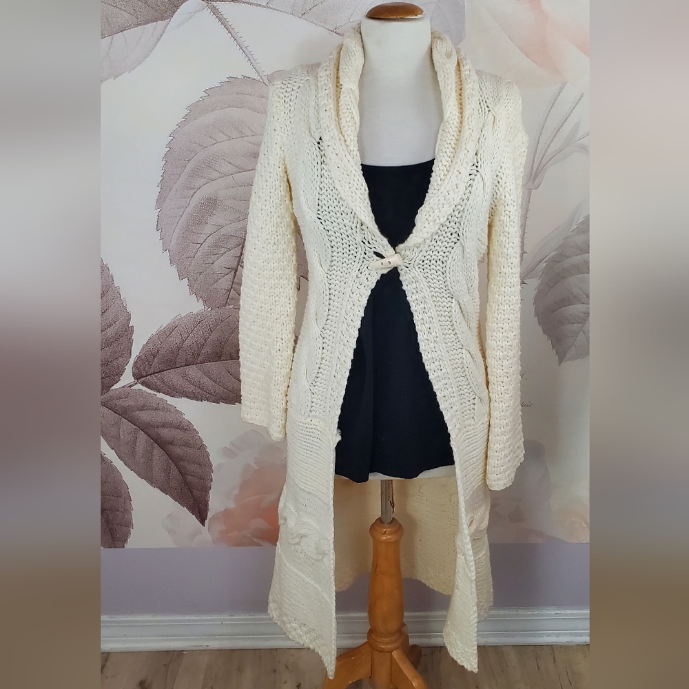 Bebe  cream cable knit open cardigan duster size small classic vintage style